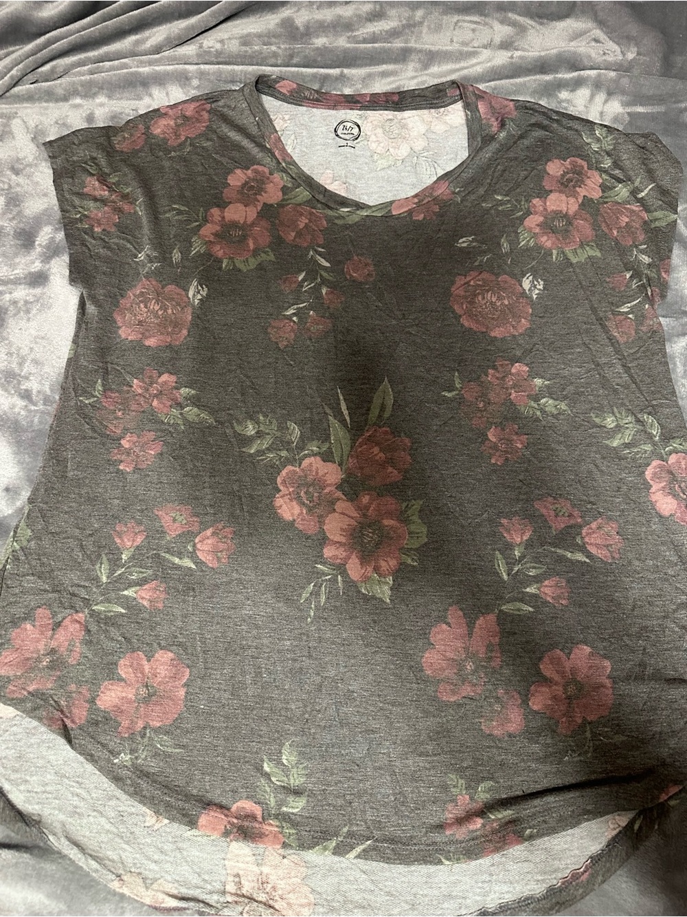 Maurices Gray Floral Short Sleeve Tee with Pink Flowers